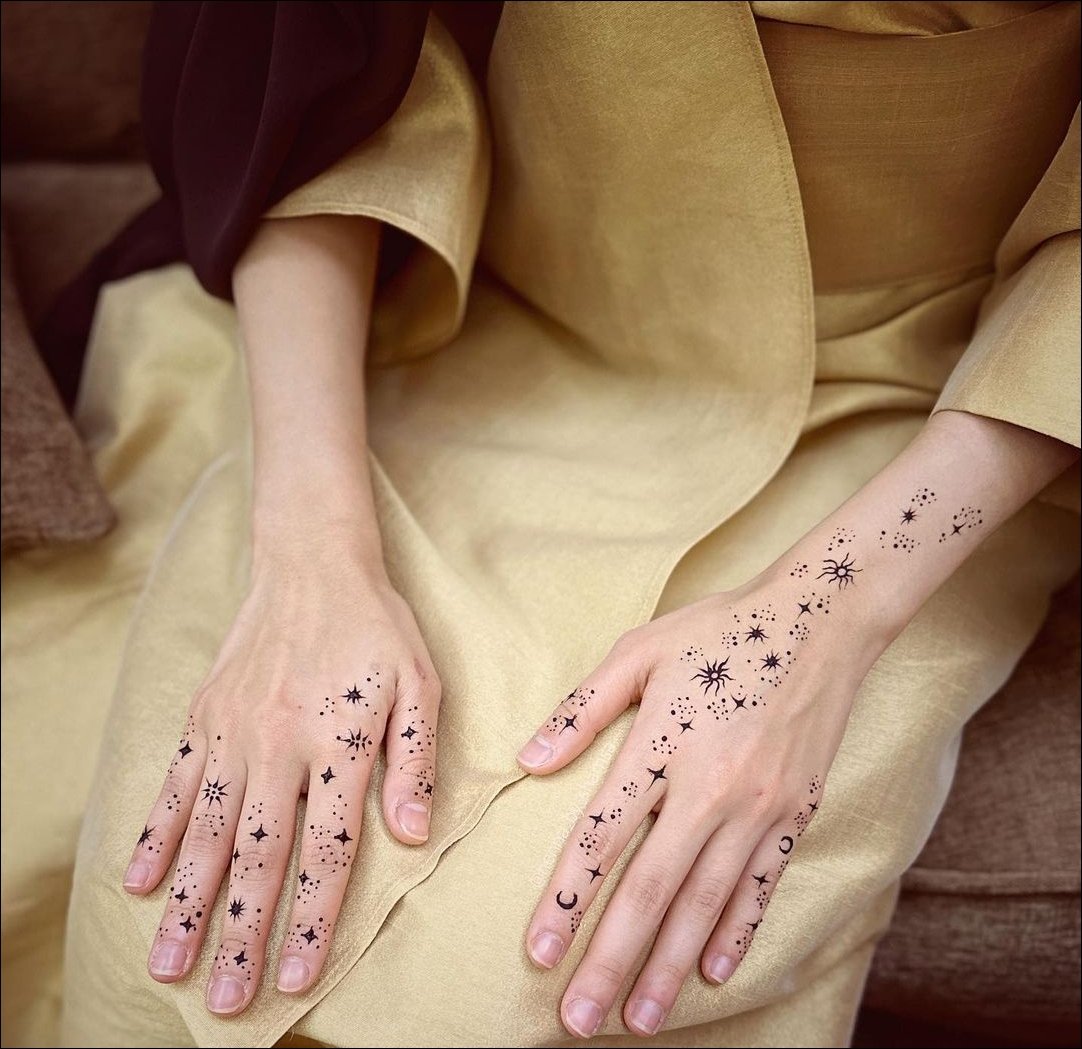 easy-back-hand-mehndi-design