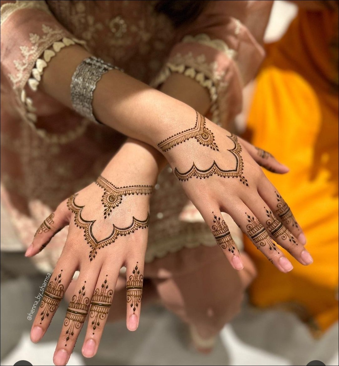 easy-back-hand-mehndi-design