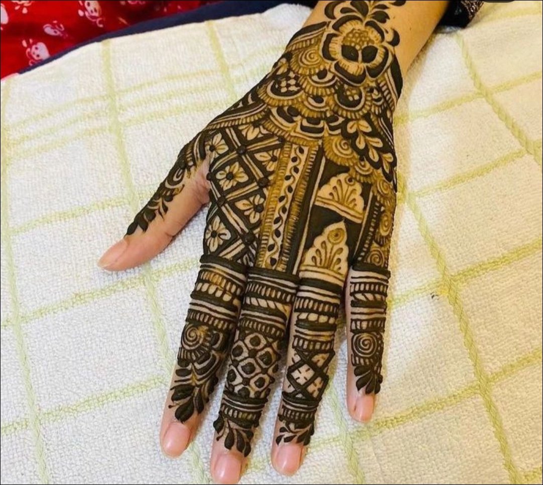 easy-back-hand-mehndi-design