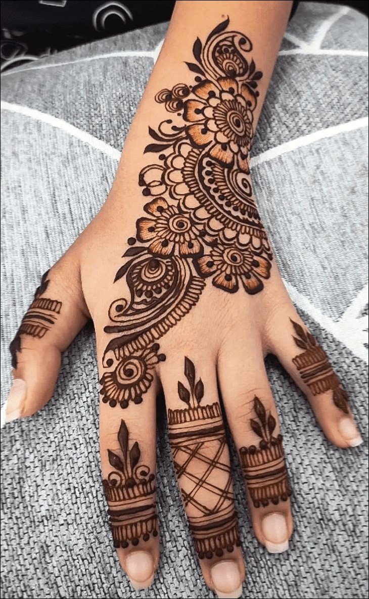 easy-back-hand-mehndi-design