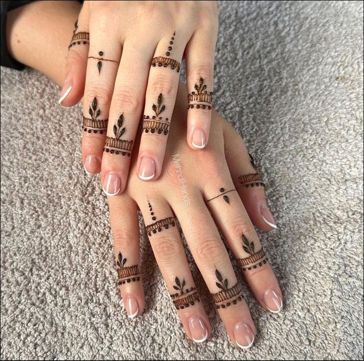 front-hand-simple-mehndi-design