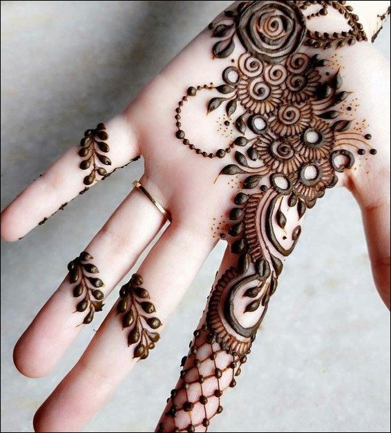front-hand-simple-mehndi-design
