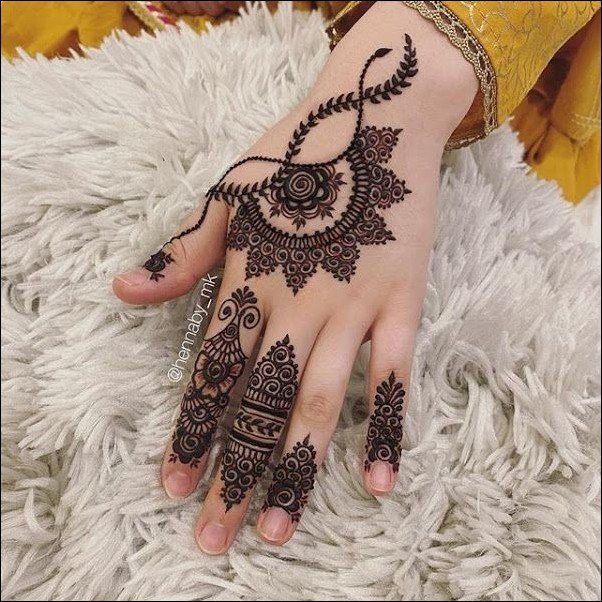 front-hand-simple-mehndi-design