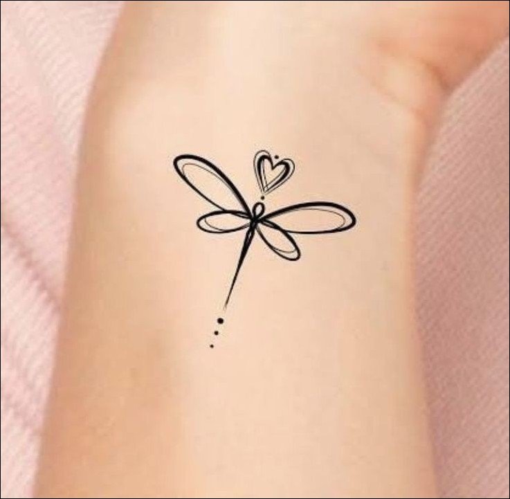 hand-tattoo-for-girls