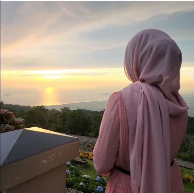 instagram-hijab-girl-dp instagram-hijab-girl-dp