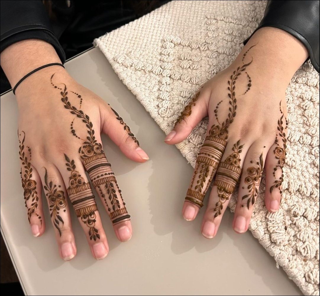 instagram-modern-back-hand-mehndi-design
