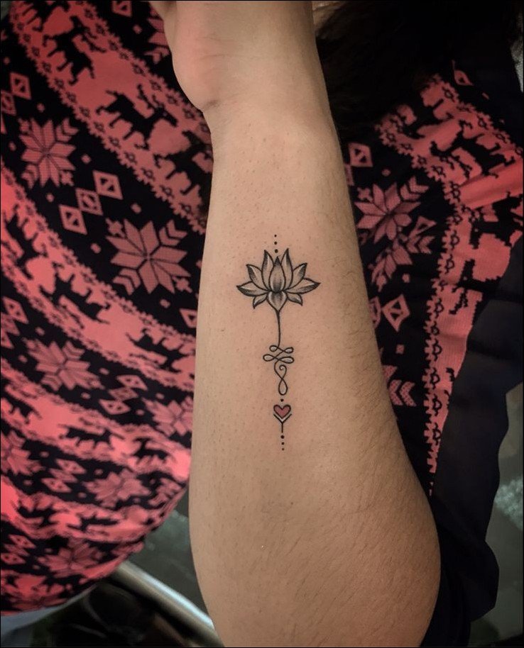 side-wrist-tattoo-for-girls