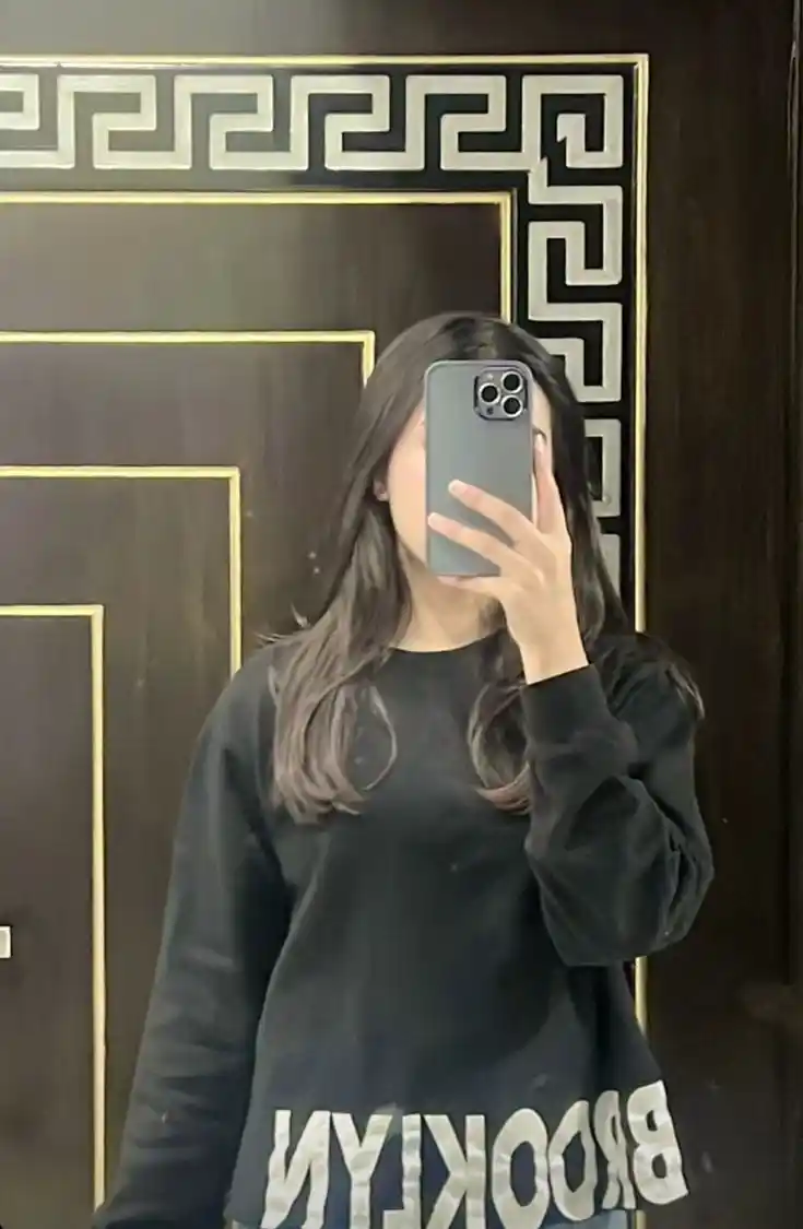 caption for girls dp