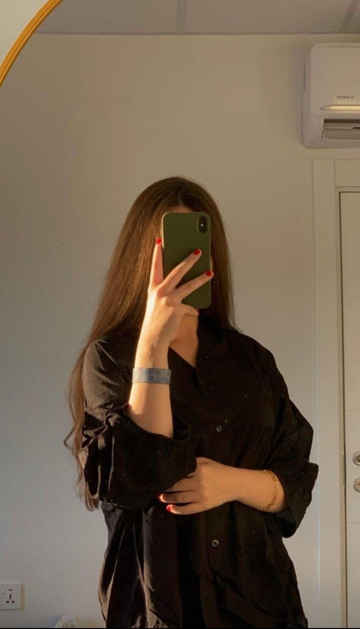 girls dp black filter