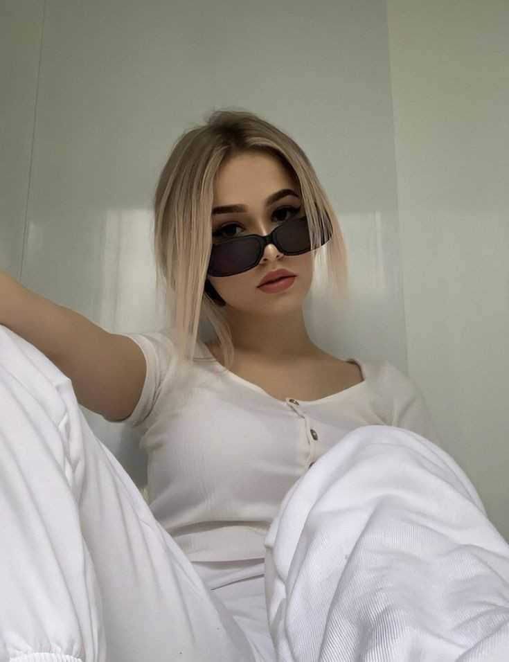 girls dp cartoon for instagram